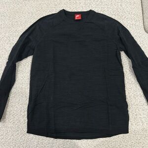 Men’s Nike Techknit Long Sleeve Shirt Size Large